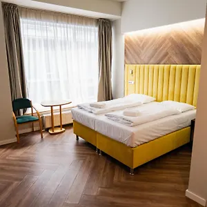 Hotel Pilvax ***